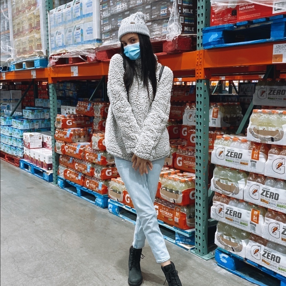 Thread+Supply Wubby Fleece Pullover​​​​ - Picture 3 of 9